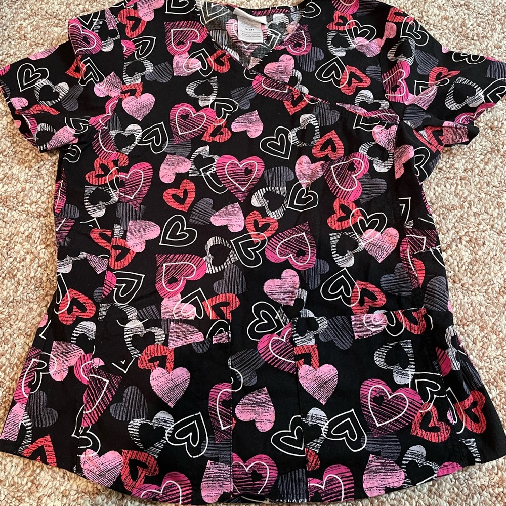 Women’s scrub top small
